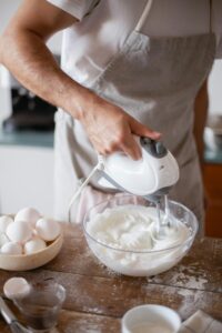 Proper dough mixing for cookie baking